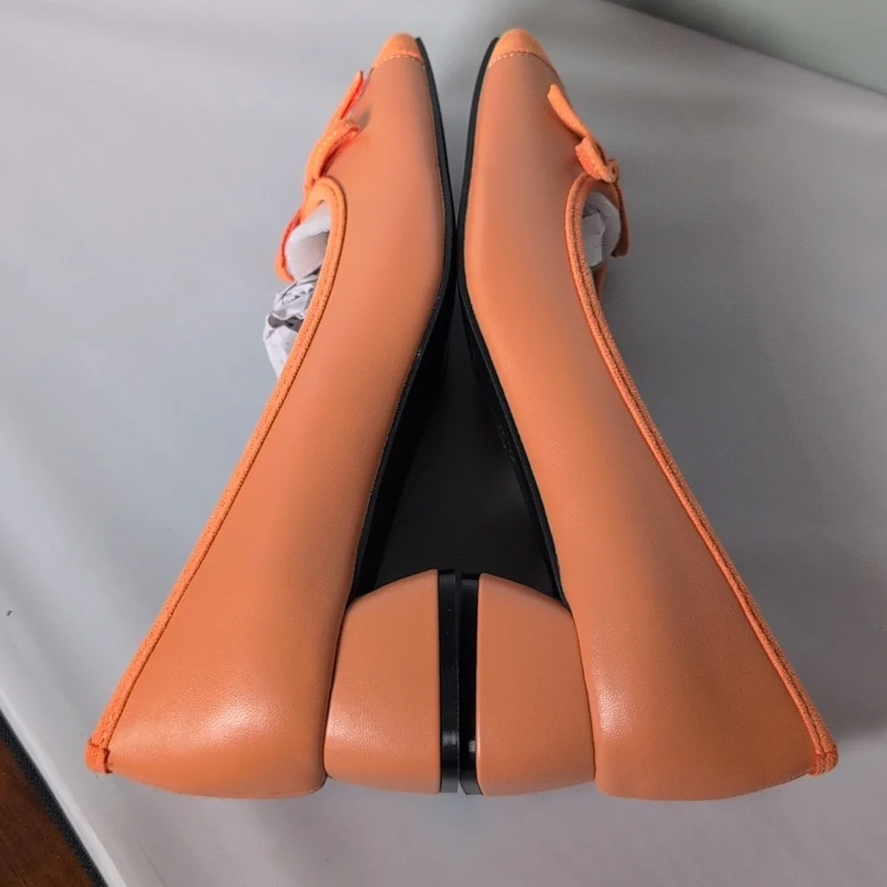 C. Paravano Orange Low Block Heel Closed Toe Pumps Size 10.5/41